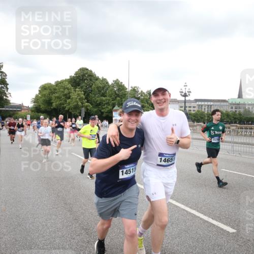 29.06.2025 - hella hamburg halbmarathon Jannik Wohlers http://msf.ph/oto/8159737 29.06.2025 10:54:46 Lombardsbrücke 1013, 2090, 2452, 3274, 4039, 4628, 5040, 6395, 6396, 6944, 7219, 7238, 7766, 8403, 8519, 10109, 10458, 10686, 11737, 11788, 11908, 12147, 12148, 13098, 13230, 13548, 13979, 13980, 14515, 14651, 15152, 15160, 15581, 15782, 15843, 16057, 16432, 16433, 16664, 16665, 17090, 19199 meine-sportfotos.de