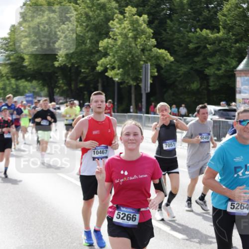 29.06.2025 - hella hamburg halbmarathon Jannik Wohlers http://msf.ph/oto/8159750 29.06.2025 10:18:26 Lombardsbrücke 1349, 1521, 2096, 2781, 2821, 3026, 3591, 3592, 3631, 4718, 4802, 4845, 5049, 5264, 5266, 5834, 5910, 6413, 7051, 7121, 7214, 7252, 8665, 8780, 9270, 9272, 9276, 9549, 10037, 10467, 10502, 10816, 10856, 11020, 12239, 12347, 12890, 13204, 13464, 14247, 14294, 14532, 14627, 14760, 14966, 14967, 15138, 15402, 15657, 15881, 16196, 17027, 17030, 17052, 17386, 17490, 17548, 17567, 17571, 18002, 18217, 18246, 18336, 18456, 18519, 19010 meine-sportfotos.de