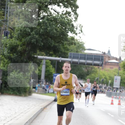 29.06.2025 - hella hamburg halbmarathon Jannik Wohlers http://msf.ph/oto/8159767 29.06.2025 09:39:19 Lombardsbrücke 51, 6699, 11342, 11678, 14932, 15166, 17402, 18848, 19108 meine-sportfotos.de