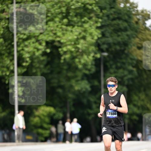 29.06.2025 - hella hamburg halbmarathon Dr. Thomas Lammeyer http://msf.ph/oto/8159882 29.06.2025 09:44:15 Kennedybrücke 2459, 7963, 9442 meine-sportfotos.de
