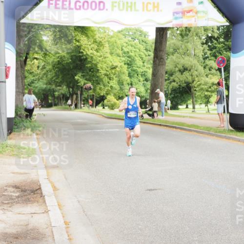 29.06.2025 - hella hamburg halbmarathon MichiJ http://msf.ph/oto/8159910 29.06.2025 10:10:23 Zwischen KM18-KM19 14188 meine-sportfotos.de