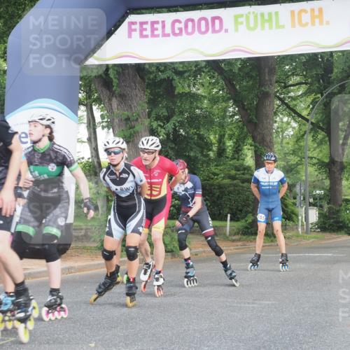 29.06.2025 - hella hamburg halbmarathon KatJ http://msf.ph/oto/8159919 29.06.2025 09:07:46 Zwischen KM18-KM19  meine-sportfotos.de