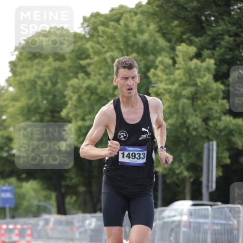 29.06.2025 - hella hamburg halbmarathon Jannik Wohlers http://msf.ph/oto/8159957 29.06.2025 09:39:28 Lombardsbrücke 51, 53, 6380, 11342, 11678, 14933, 17402, 19108 meine-sportfotos.de