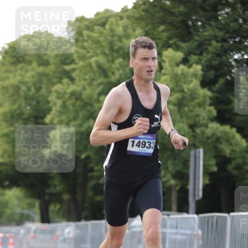 29.06.2025 - hella hamburg halbmarathon Jannik Wohlers http://msf.ph/oto/8159976 29.06.2025 09:39:28 Lombardsbrücke 51, 53, 6380, 11342, 11678, 14933, 17402, 19108 meine-sportfotos.de