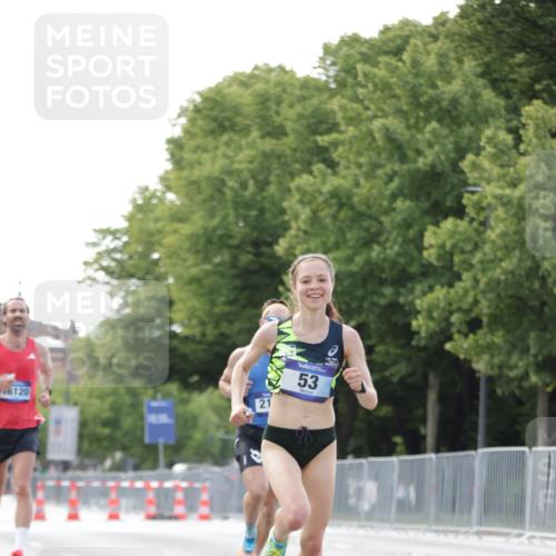29.06.2025 - hella hamburg halbmarathon Jannik Wohlers http://msf.ph/oto/8160099 29.06.2025 09:39:31 Lombardsbrücke 51, 53, 2144, 3720, 6380, 11678, 14933, 16120, 17402 meine-sportfotos.de