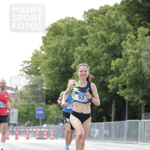 29.06.2025 - hella hamburg halbmarathon Jannik Wohlers http://msf.ph/oto/8160104 29.06.2025 09:39:31 Lombardsbrücke 51, 53, 2144, 3720, 6380, 11678, 14933, 16120, 17402 meine-sportfotos.de