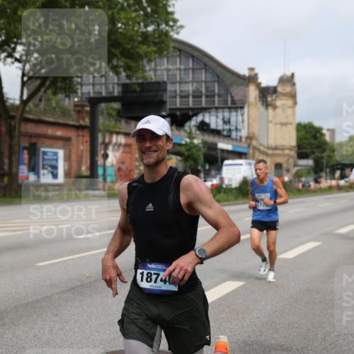 29.06.2025 - hella hamburg halbmarathon Yannick Fuchs http://msf.ph/oto/8160157 29.06.2025 10:20:10 20KM 1241, 1271, 2892, 7142, 10867, 11078, 13872, 14113, 14836, 15483, 16361, 16484, 17752, 18740 meine-sportfotos.de