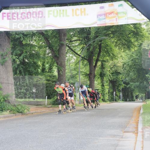 29.06.2025 - hella hamburg halbmarathon KatJ http://msf.ph/oto/8160175 29.06.2025 09:08:42 Zwischen KM18-KM19  meine-sportfotos.de