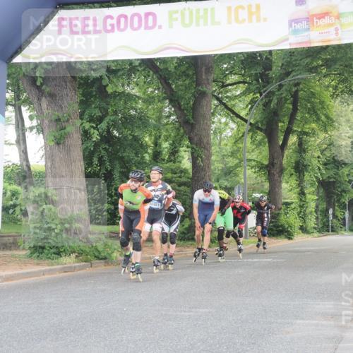 29.06.2025 - hella hamburg halbmarathon KatJ http://msf.ph/oto/8160229 29.06.2025 09:08:42 Zwischen KM18-KM19  meine-sportfotos.de