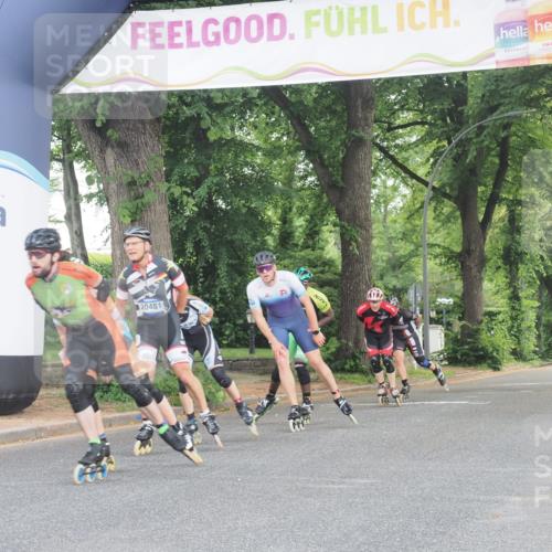 29.06.2025 - hella hamburg halbmarathon KatJ http://msf.ph/oto/8160275 29.06.2025 09:08:43 Zwischen KM18-KM19  meine-sportfotos.de