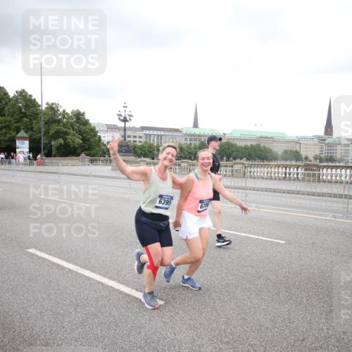 29.06.2025 - hella hamburg halbmarathon Jannik Wohlers http://msf.ph/oto/8160288 29.06.2025 10:54:53 Lombardsbrücke 1013, 2090, 2452, 3115, 3157, 3274, 3577, 4039, 4628, 5040, 5483, 6395, 6396, 6944, 7219, 7680, 7766, 8403, 8519, 10458, 10885, 11109, 11737, 12147, 12148, 13098, 13230, 14515, 14651, 14727, 15152, 15160, 15581, 15782, 15843, 16057, 16385, 16533, 17090, 19199 meine-sportfotos.de