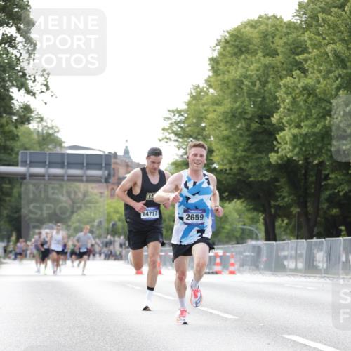 29.06.2025 - hella hamburg halbmarathon Jannik Wohlers http://msf.ph/oto/8160328 29.06.2025 09:39:35 Lombardsbrücke 53, 2144, 2659, 3720, 6380, 11678, 14717, 14933, 16120, 17402 meine-sportfotos.de