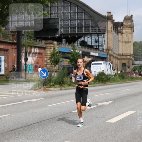 29.06.2025 - hella hamburg halbmarathon Yannick Fuchs http://msf.ph/oto/8160345 29.06.2025 10:20:24 20KM 1271, 2483, 8376, 10867, 11078, 11994, 13913, 14113, 14836, 15483, 16484 meine-sportfotos.de