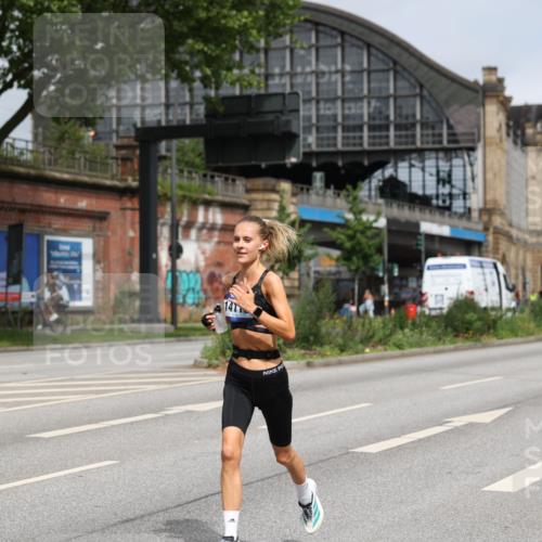 29.06.2025 - hella hamburg halbmarathon Yannick Fuchs http://msf.ph/oto/8160364 29.06.2025 10:20:25 20KM 1271, 2483, 8376, 10867, 11078, 11994, 13913, 14113, 14836, 15483, 16484 meine-sportfotos.de