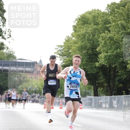 29.06.2025 - hella hamburg halbmarathon Jannik Wohlers http://msf.ph/oto/8160365 29.06.2025 09:39:36 Lombardsbrücke 53, 2144, 2659, 3720, 6380, 11678, 14717, 14933, 16120, 17402 meine-sportfotos.de