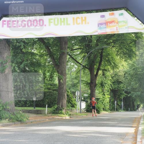 29.06.2025 - hella hamburg halbmarathon KatJ http://msf.ph/oto/8160459 29.06.2025 09:09:45 Zwischen KM18-KM19  meine-sportfotos.de