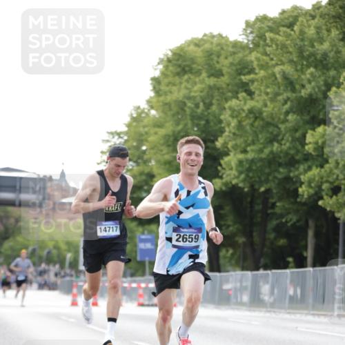 29.06.2025 - hella hamburg halbmarathon Jannik Wohlers http://msf.ph/oto/8160491 29.06.2025 09:39:36 Lombardsbrücke 53, 2144, 2659, 3720, 6380, 11678, 14717, 14933, 16120, 17402 meine-sportfotos.de