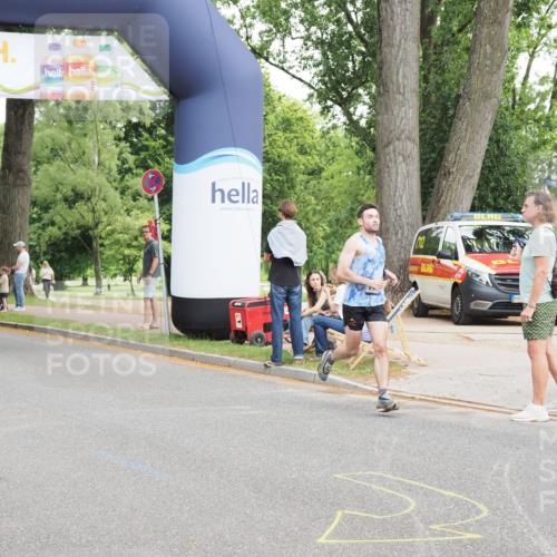 29.06.2025 - hella hamburg halbmarathon MichiJ http://msf.ph/oto/8160495 29.06.2025 10:10:58 Zwischen KM18-KM19 54, 11829 meine-sportfotos.de