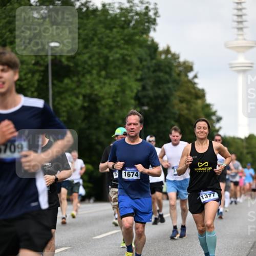 29.06.2025 - hella hamburg halbmarathon Dr. Thomas Lammeyer http://msf.ph/oto/8160505 29.06.2025 10:08:34 Kennedybrücke 1161, 1367, 1377, 1674, 2011, 3413, 3488, 4146, 4488, 4904, 5354, 5365, 5976, 6311, 6706, 6709, 8217, 10213, 10756, 10962 meine-sportfotos.de
