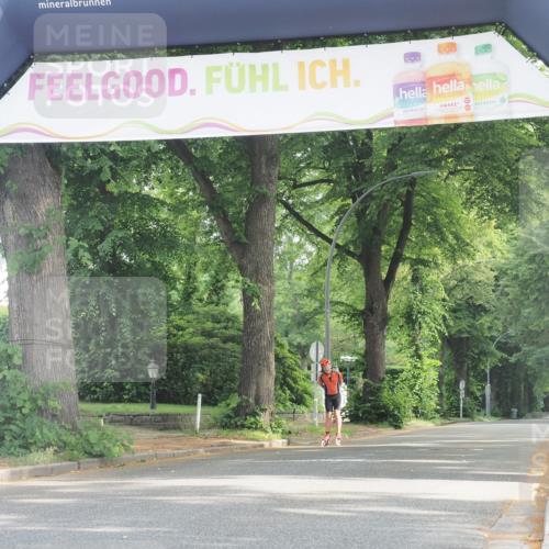 29.06.2025 - hella hamburg halbmarathon KatJ http://msf.ph/oto/8160515 29.06.2025 09:09:46 Zwischen KM18-KM19  meine-sportfotos.de