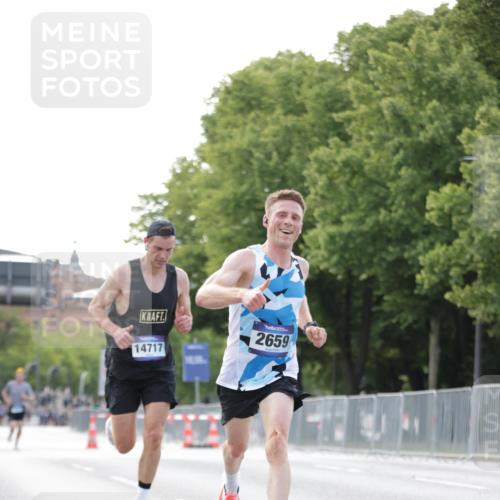 29.06.2025 - hella hamburg halbmarathon Jannik Wohlers http://msf.ph/oto/8160527 29.06.2025 09:39:36 Lombardsbrücke 53, 2144, 2659, 3720, 6380, 11678, 14717, 14933, 16120, 17402 meine-sportfotos.de