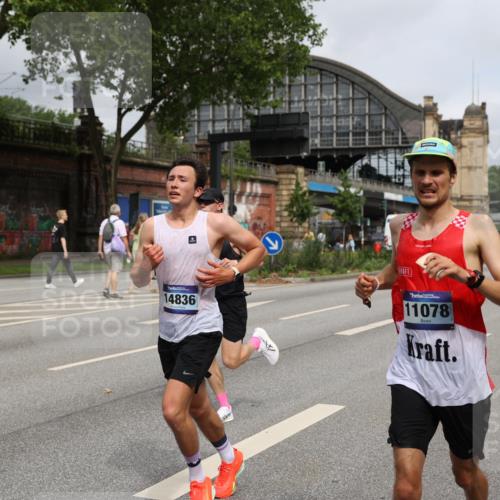 29.06.2025 - hella hamburg halbmarathon Yannick Fuchs http://msf.ph/oto/8160593 29.06.2025 10:20:31 20KM 1271, 2483, 8376, 10867, 11078, 11994, 12067, 13913, 14113, 14836, 15483, 16484 meine-sportfotos.de