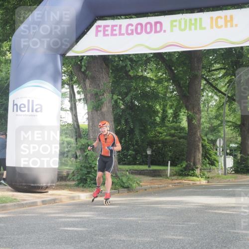 29.06.2025 - hella hamburg halbmarathon KatJ http://msf.ph/oto/8160616 29.06.2025 09:09:48 Zwischen KM18-KM19  meine-sportfotos.de