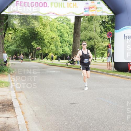 29.06.2025 - hella hamburg halbmarathon MichiJ http://msf.ph/oto/8160617 29.06.2025 10:11:04 Zwischen KM18-KM19 11829, 12678 meine-sportfotos.de