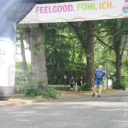 29.06.2025 - hella hamburg halbmarathon KatJ http://msf.ph/oto/8160667 29.06.2025 09:10:07 Zwischen KM18-KM19  meine-sportfotos.de