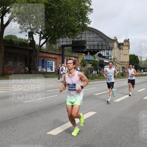 29.06.2025 - hella hamburg halbmarathon Yannick Fuchs http://msf.ph/oto/8160670 29.06.2025 10:20:35 20KM 1271, 2483, 4338, 8376, 10867, 11078, 11994, 12067, 13913, 14836, 15483 meine-sportfotos.de