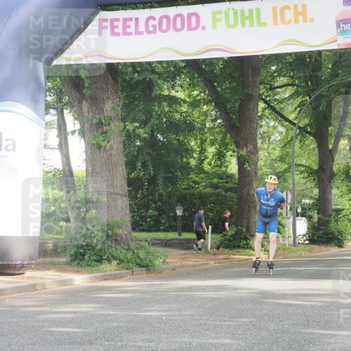 29.06.2025 - hella hamburg halbmarathon KatJ http://msf.ph/oto/8160676 29.06.2025 09:10:07 Zwischen KM18-KM19  meine-sportfotos.de