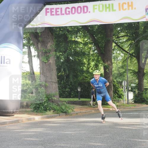29.06.2025 - hella hamburg halbmarathon KatJ http://msf.ph/oto/8160692 29.06.2025 09:10:08 Zwischen KM18-KM19  meine-sportfotos.de