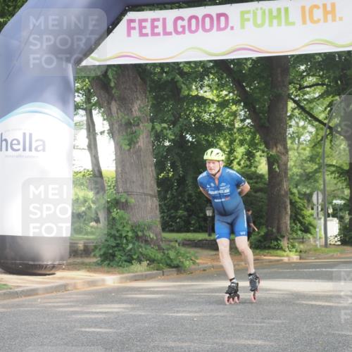 29.06.2025 - hella hamburg halbmarathon KatJ http://msf.ph/oto/8160716 29.06.2025 09:10:08 Zwischen KM18-KM19  meine-sportfotos.de