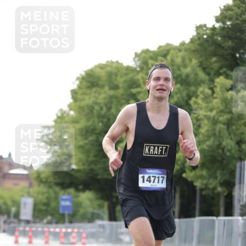 29.06.2025 - hella hamburg halbmarathon Jannik Wohlers http://msf.ph/oto/8160764 29.06.2025 09:39:38 Lombardsbrücke 53, 2144, 2659, 3720, 6380, 11678, 14717, 14933, 16120 meine-sportfotos.de