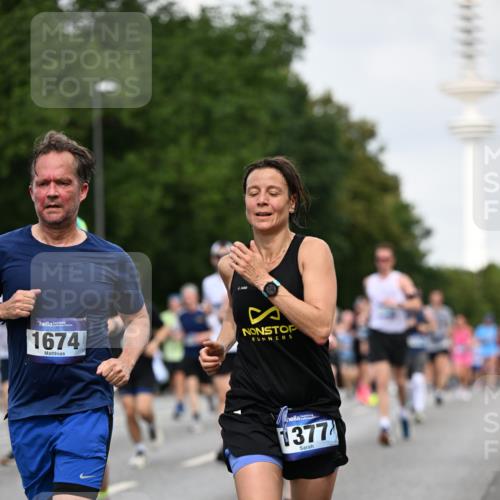 29.06.2025 - hella hamburg halbmarathon Dr. Thomas Lammeyer http://msf.ph/oto/8160802 29.06.2025 10:08:36 Kennedybrücke 1161, 1316, 1367, 1377, 1674, 2011, 3413, 3488, 4146, 4488, 4904, 5354, 5365, 5976, 6311, 6706, 6709, 8089, 8217, 10213, 10756, 10962 meine-sportfotos.de