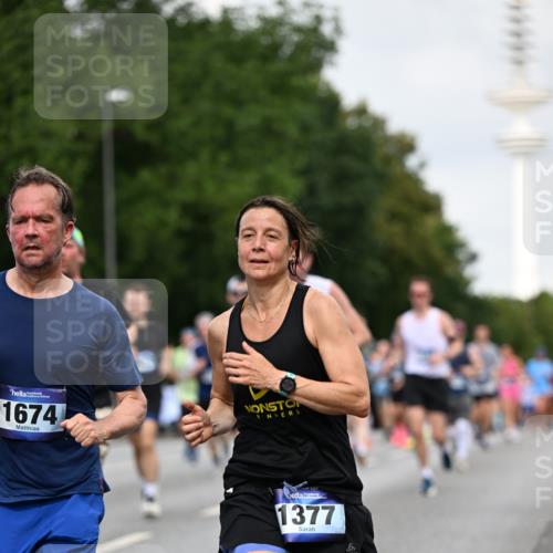 29.06.2025 - hella hamburg halbmarathon Dr. Thomas Lammeyer http://msf.ph/oto/8160833 29.06.2025 10:08:36 Kennedybrücke 1161, 1316, 1367, 1377, 1674, 2011, 3413, 3488, 4146, 4488, 4904, 5354, 5365, 5976, 6311, 6706, 6709, 8089, 8217, 10213, 10756, 10962 meine-sportfotos.de