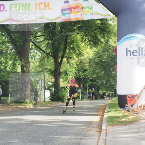 29.06.2025 - hella hamburg halbmarathon KatJ http://msf.ph/oto/8160856 29.06.2025 09:10:25 Zwischen KM18-KM19  meine-sportfotos.de