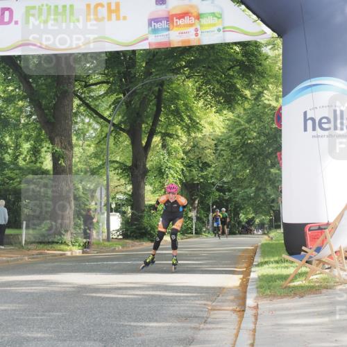 29.06.2025 - hella hamburg halbmarathon KatJ http://msf.ph/oto/8160867 29.06.2025 09:10:26 Zwischen KM18-KM19  meine-sportfotos.de