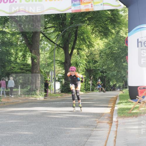 29.06.2025 - hella hamburg halbmarathon KatJ http://msf.ph/oto/8160880 29.06.2025 09:10:26 Zwischen KM18-KM19  meine-sportfotos.de