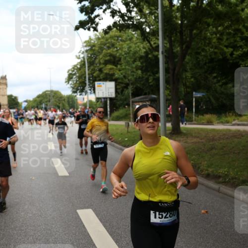 29.06.2025 - hella hamburg halbmarathon Yannick Fuchs http://msf.ph/oto/8160899 29.06.2025 10:38:54 20KM 1057, 1220, 1391, 1468, 1782, 1902, 1941, 2365, 2402, 2415, 3004, 3021, 3098, 3305, 4310, 4691, 4991, 5231, 5476, 5884, 7191, 7322, 7710, 8928, 9159, 10596, 11469, 12159, 12711, 13123, 13975, 14351, 14464, 14667, 14686, 14687, 14816, 15185, 15225, 15280, 16506, 16893, 17097, 17406, 17748, 18539, 18560, 18806, 19207 meine-sportfotos.de