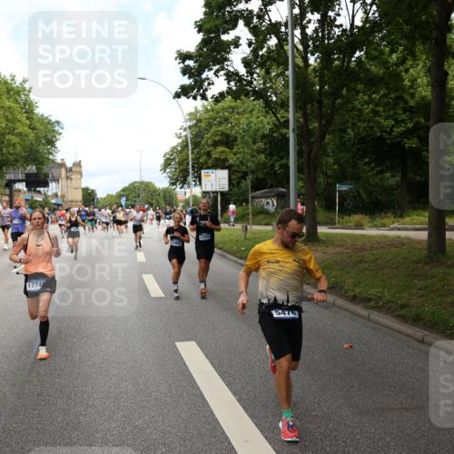 29.06.2025 - hella hamburg halbmarathon Yannick Fuchs http://msf.ph/oto/8160933 29.06.2025 10:38:55 20KM 1057, 1220, 1391, 1468, 1782, 1902, 1941, 2365, 2402, 2415, 3004, 3098, 3305, 4310, 4691, 4991, 5231, 5476, 5884, 7191, 7322, 7710, 8928, 9159, 10596, 11469, 12159, 12711, 13123, 13975, 14351, 14464, 14667, 14686, 14687, 14816, 15185, 15280, 16506, 16893, 17097, 17406, 17748, 18539, 18560, 18806, 19207 meine-sportfotos.de