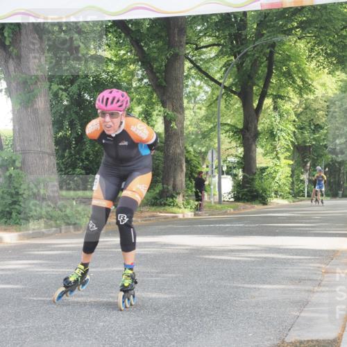 29.06.2025 - hella hamburg halbmarathon KatJ http://msf.ph/oto/8160949 29.06.2025 09:10:27 Zwischen KM18-KM19  meine-sportfotos.de