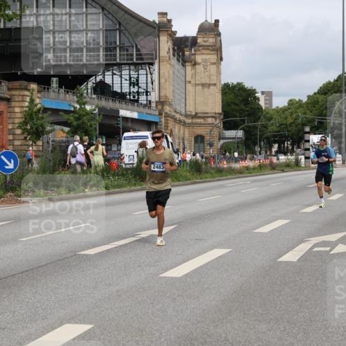 29.06.2025 - hella hamburg halbmarathon Yannick Fuchs http://msf.ph/oto/8160991 29.06.2025 10:20:44 20KM 2483, 4338, 8376, 10468, 11228, 11994, 12067, 13346 meine-sportfotos.de