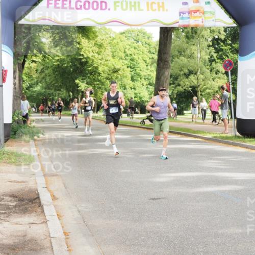 29.06.2025 - hella hamburg halbmarathon MichiJ http://msf.ph/oto/8161006 29.06.2025 10:11:19 Zwischen KM18-KM19 14717 meine-sportfotos.de