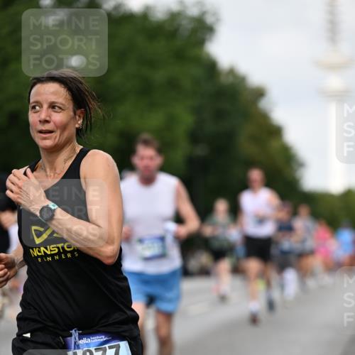 29.06.2025 - hella hamburg halbmarathon Dr. Thomas Lammeyer http://msf.ph/oto/8161036 29.06.2025 10:08:37 Kennedybrücke 1316, 1367, 1377, 1674, 2011, 2698, 3413, 3488, 4146, 4904, 5354, 5365, 5976, 6311, 6706, 6709, 8089, 8217, 10213, 10756, 10962 meine-sportfotos.de