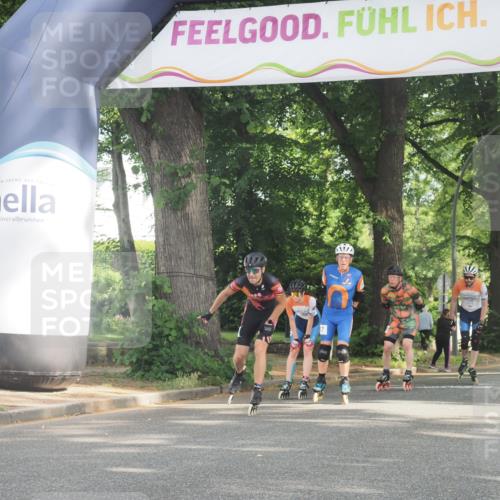 29.06.2025 - hella hamburg halbmarathon KatJ http://msf.ph/oto/8161123 29.06.2025 09:10:41 Zwischen KM18-KM19  meine-sportfotos.de