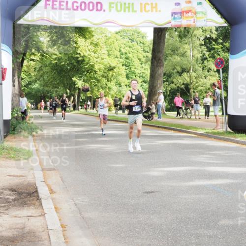 29.06.2025 - hella hamburg halbmarathon MichiJ http://msf.ph/oto/8161131 29.06.2025 10:11:21 Zwischen KM18-KM19 12373, 14717, 19075 meine-sportfotos.de