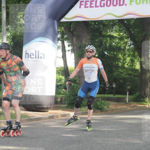 29.06.2025 - hella hamburg halbmarathon KatJ http://msf.ph/oto/8161227 29.06.2025 09:10:42 Zwischen KM18-KM19  meine-sportfotos.de