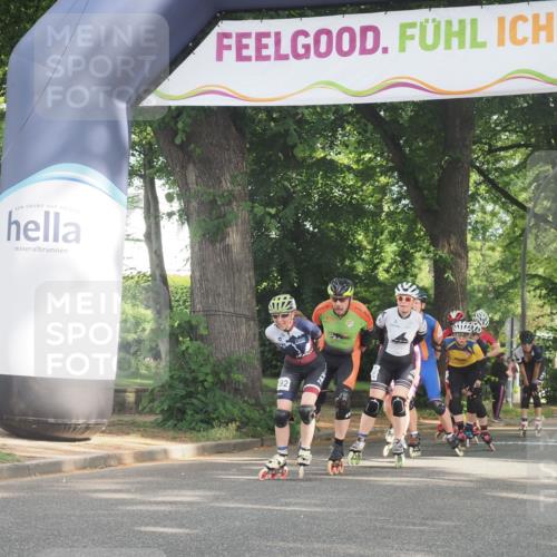 29.06.2025 - hella hamburg halbmarathon KatJ http://msf.ph/oto/8161274 29.06.2025 09:10:47 Zwischen KM18-KM19  meine-sportfotos.de