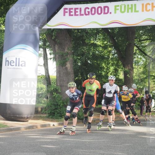 29.06.2025 - hella hamburg halbmarathon KatJ http://msf.ph/oto/8161288 29.06.2025 09:10:48 Zwischen KM18-KM19  meine-sportfotos.de